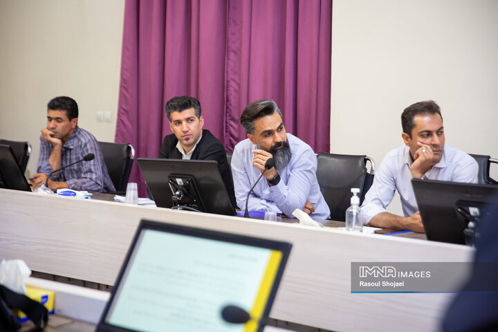 نشست هم‌اندیشی جذب بودجه شهرداری اصفهان