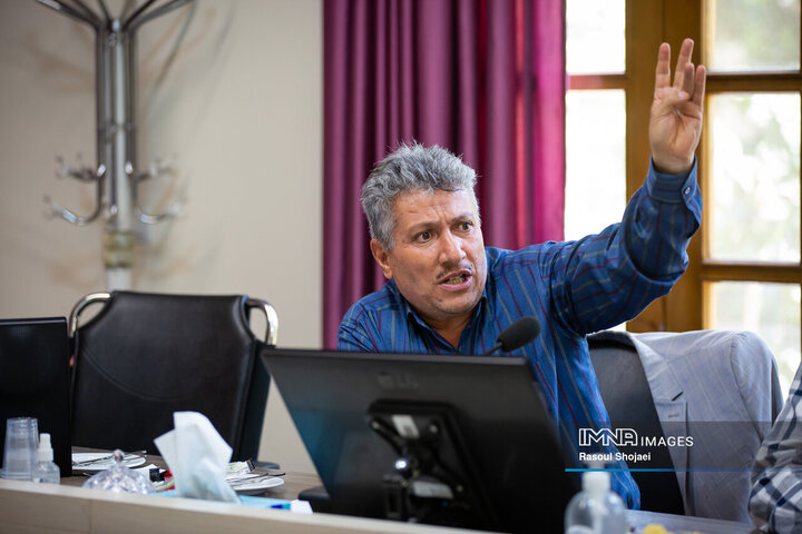 نشست هم‌اندیشی جذب بودجه شهرداری اصفهان