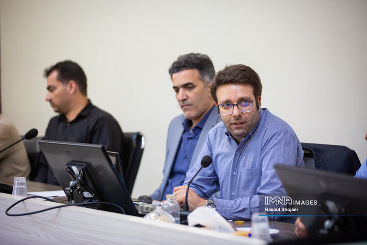 نشست هم‌اندیشی جذب بودجه شهرداری اصفهان