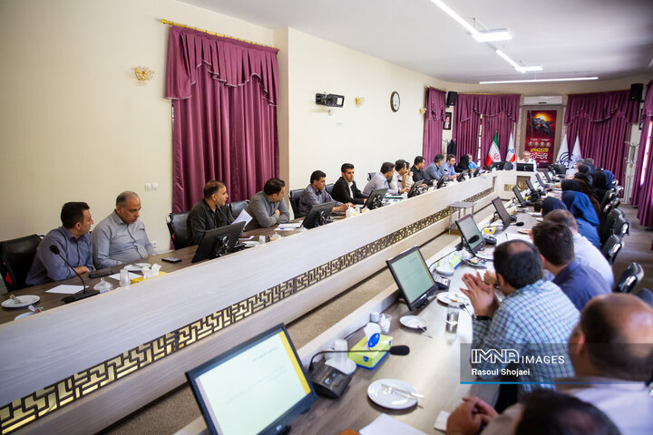 نشست هم‌اندیشی جذب بودجه شهرداری اصفهان
