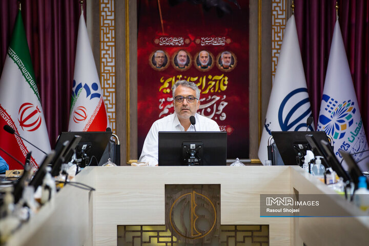 نشست هم‌اندیشی جذب بودجه شهرداری اصفهان