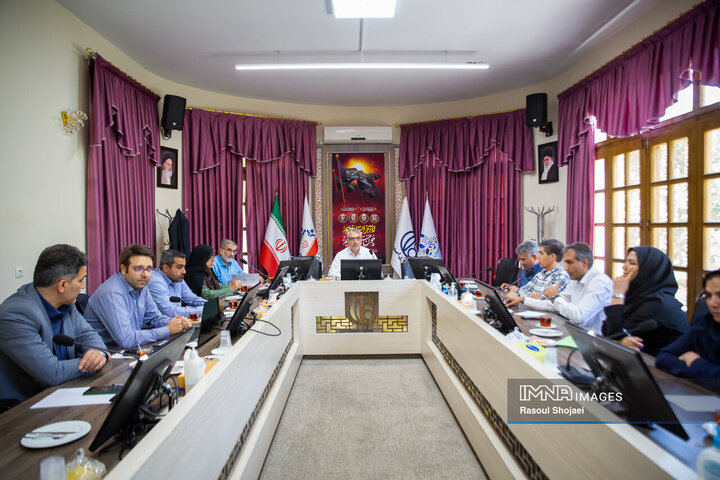 نشست هم‌اندیشی جذب بودجه شهرداری اصفهان