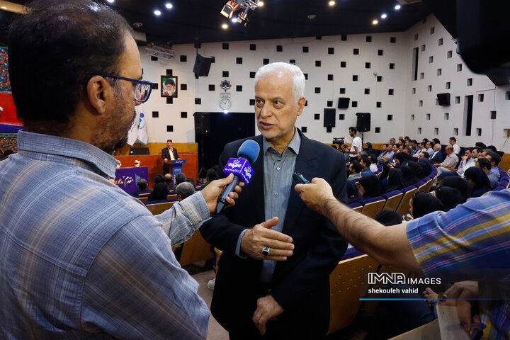 ۳۰۰ خدمت در شهرداری اصفهان برای هوشمندسازی احصا و بازنگری شده است