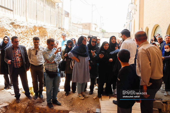 بازدید اصحاب رسانه از پروژه کمرزرین