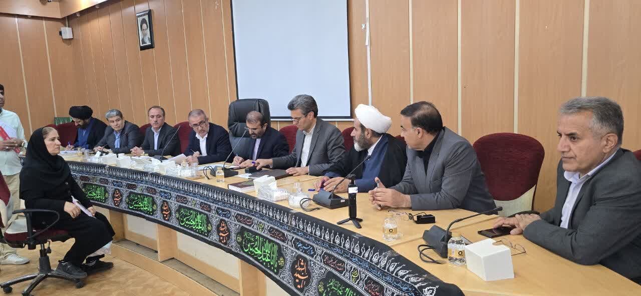 چارهاندیشی استاندار کهگیلویه و بویراحمد برای ۵۶۰ نفر در ملاقات عمومی