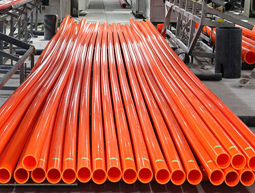 چرا لوله UPVC خم سرد بهترین گزینه برای تاسیسات برقی است؟