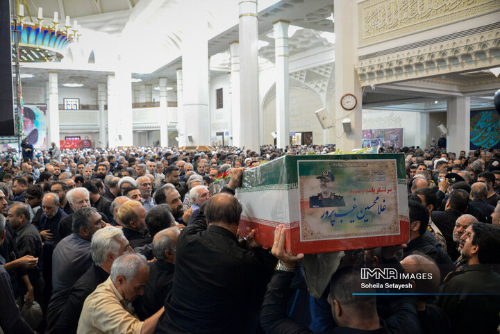 مراسم تشییع سردار شهید غلام‌حسین غیب پرور