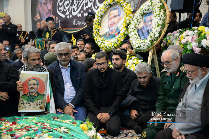 مراسم تشییع سردار شهید غلام‌حسین غیب پرور