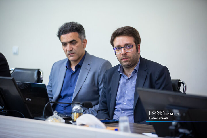 نشست مشترک مدیریت شهری و انجمن انبوه‌سازان استان اصفهان