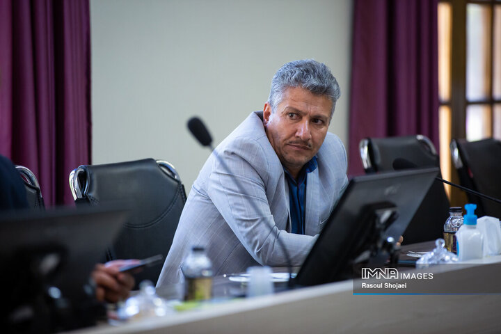 نشست مشترک مدیریت شهری و انجمن انبوه‌سازان استان اصفهان