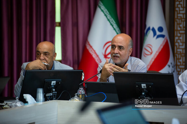 نشست مشترک مدیریت شهری و انجمن انبوه‌سازان استان اصفهان