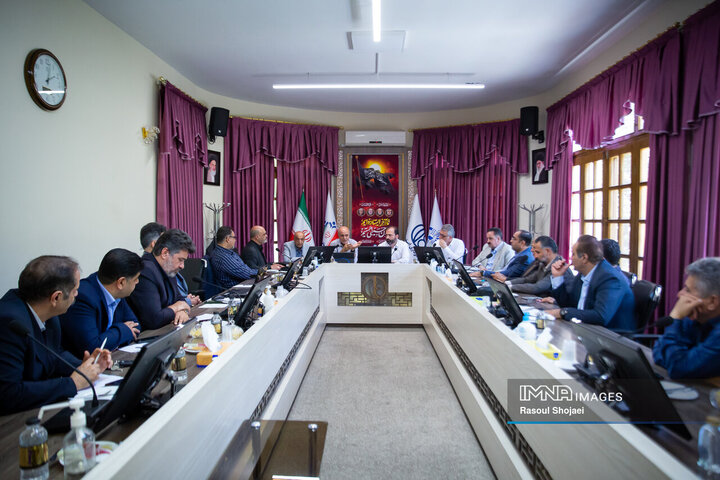 نشست مشترک مدیریت شهری و انجمن انبوه‌سازان استان اصفهان