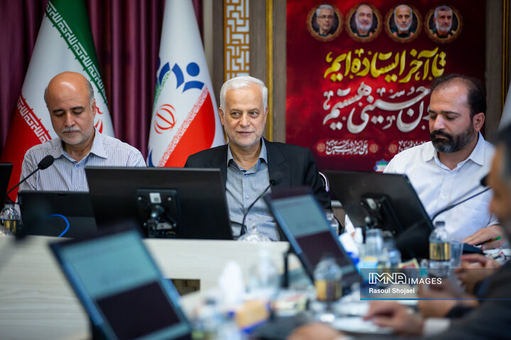 نشست مشترک مدیریت شهری و انجمن انبوه‌سازان استان اصفهان