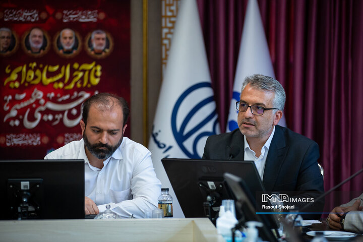 نشست مشترک مدیریت شهری و انجمن انبوه‌سازان استان اصفهان