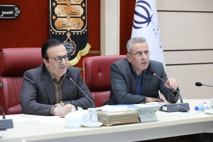 مدیران استانی و شهرستانی در نماز جمعه حضور مستمر داشته باشند