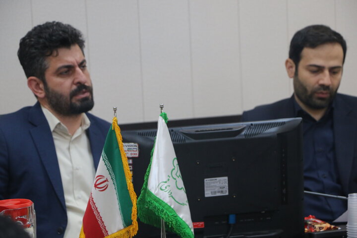 اجرای طرح ساماندهی تابلوهای هدایت مسیر در شهر قم