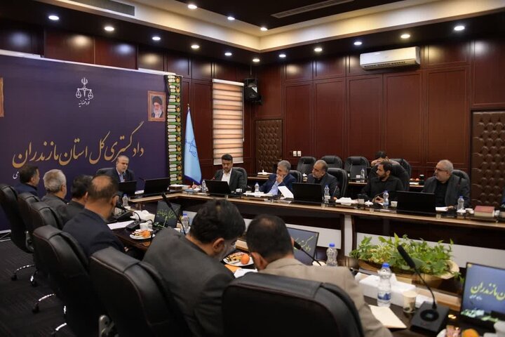 دستگاه‌ قضائی با محتکران کالاهای اساسی مردم برخورد قانونی می‌کند