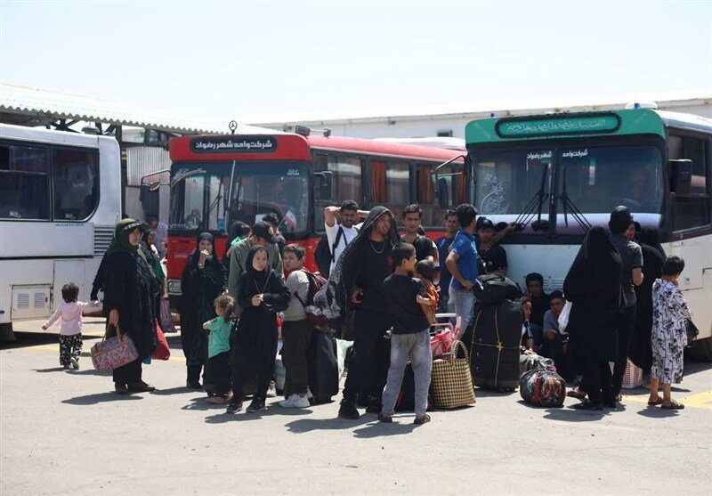 خدمترسانی بیوقفه به مهاجران در مرز میلک/ بدرقهای از جنس احترام در نقطه صفر مرزی