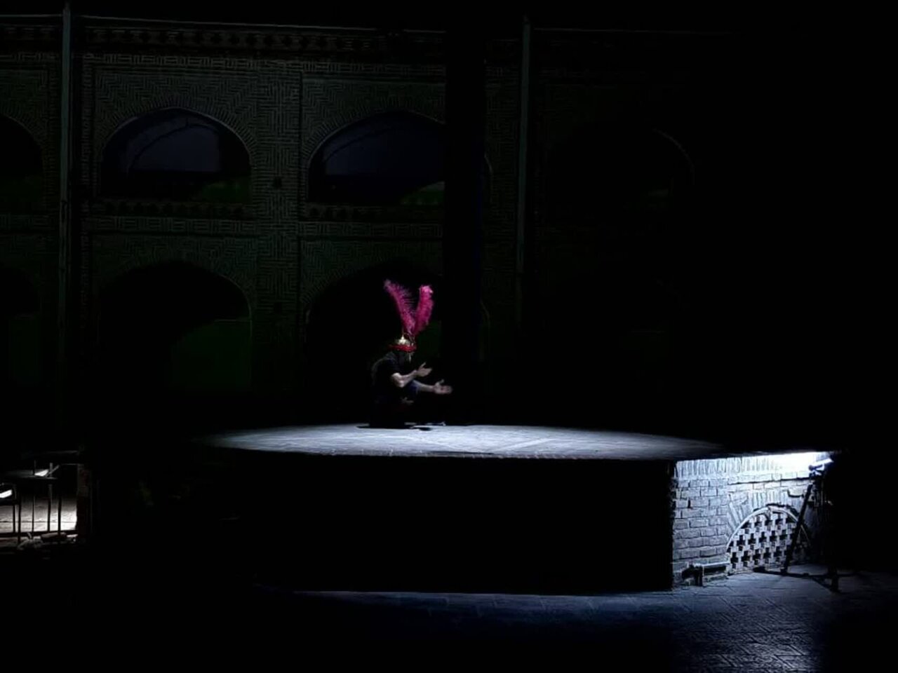 « چکمه پوش » داستانی از دل محرم‌های زواره