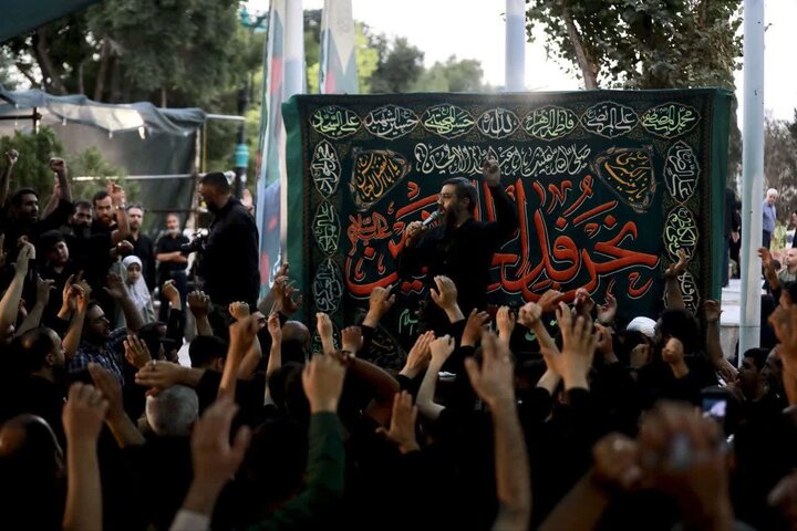 سه شب حماسه و عشق در گلستان شهدای اصفهان + فیلم