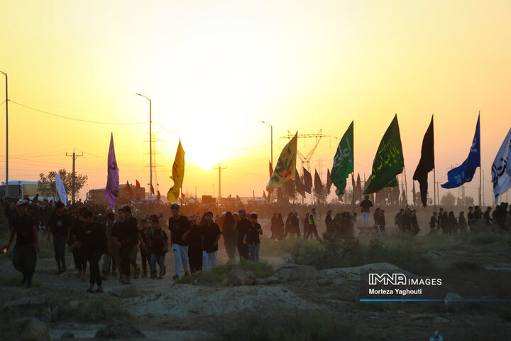 نکات طلایی برای پیاده‌ روی اربعین ۱۴۰۴ / زائران اربعین چه نکاتی را باید رعایت کنند؟