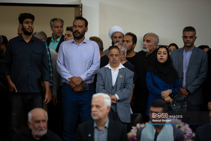 آیین بهره‌برداری از ۱۲۰ میلیارد تومان پروژه در منطقه ۱۴ اصفهان