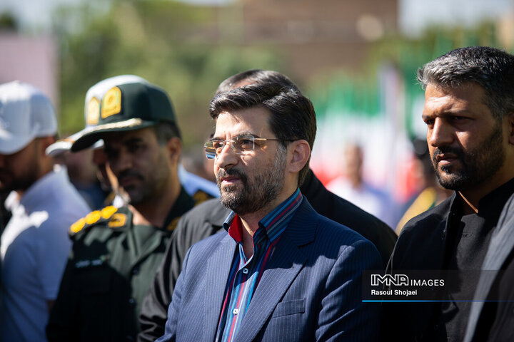 آیین بهره‌برداری از ۱۲۰ میلیارد تومان پروژه در منطقه ۱۴ اصفهان