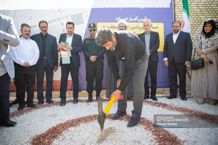آیین بهره‌برداری از ۱۲۰ میلیارد تومان پروژه در منطقه ۱۴ اصفهان