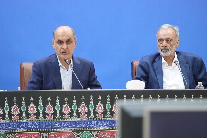 نقش کانون خانواده در اقامه نماز محوری بی‌بدیل است