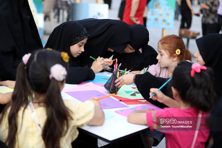 برگزاری رویداد فرهنگی، تبیینی «پای کار ایران» در همدان