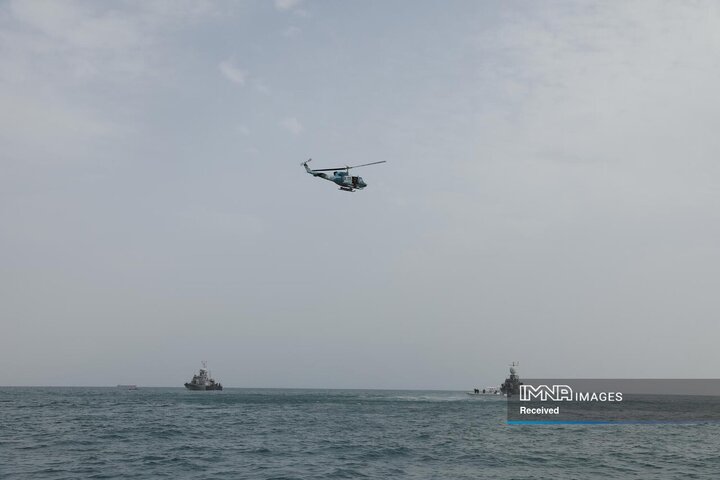 اجرای عملیات اطفای حریق توسط تیم‌های امدادی ایران و فدراتیو روسیه در رزمایش امداد و نجات 2025 دریای خزر