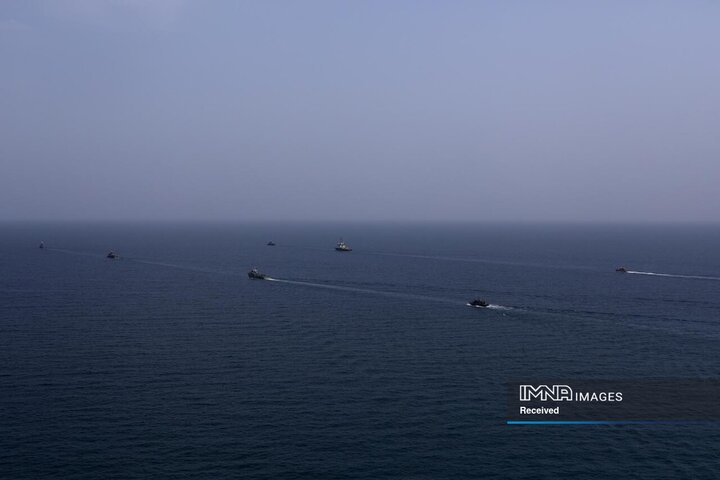 اجرای تمرین عکسبرداری هوایی (Photo Ex)و صورت‌بندی و آرایش‌های تاکتیکی در رزمایش مرکب امداد و نجات 2025 دریای خزر