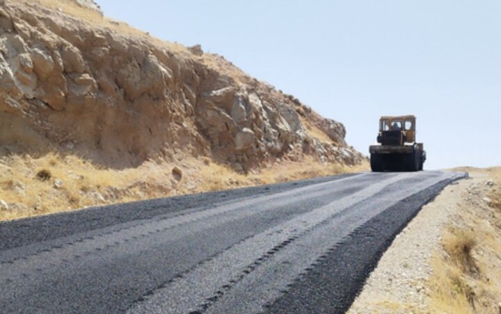 انجام عملیات بهسازی و آسفالت در ۱۲ روستای شهرستان لنده