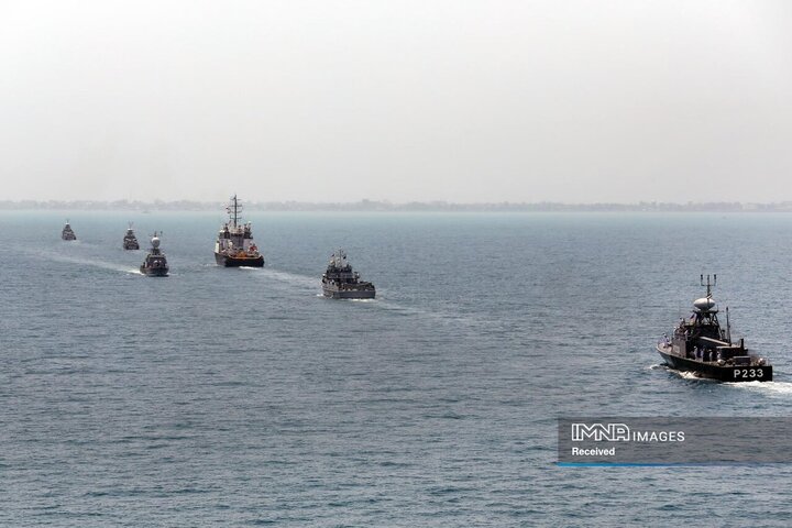 برگزاری رژه دریایی یگان‌های شناور سطحی شرکت کننده در رزمایش امداد و نجات 2025 دریایی خزر