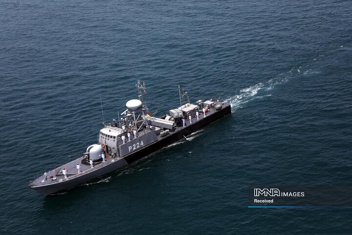 برگزاری رژه دریایی یگان‌های شناور سطحی شرکت کننده در رزمایش امداد و نجات 2025 دریایی خزر