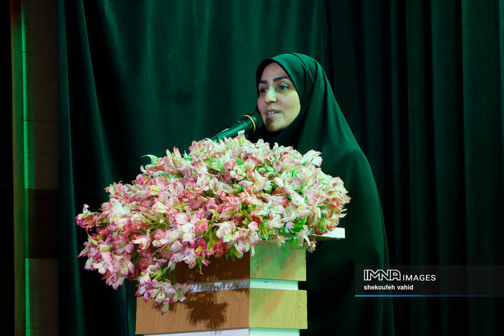 آیین تکریم و معارفه مدیرکل کانون پرورش فکری کودکان و نوجوانان استان اصفهان