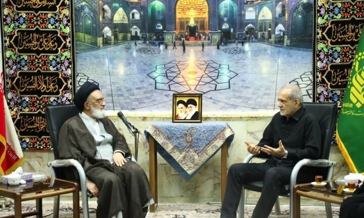 رئیس‌جمهور با آیت‌الله سعیدی دیدار کرد