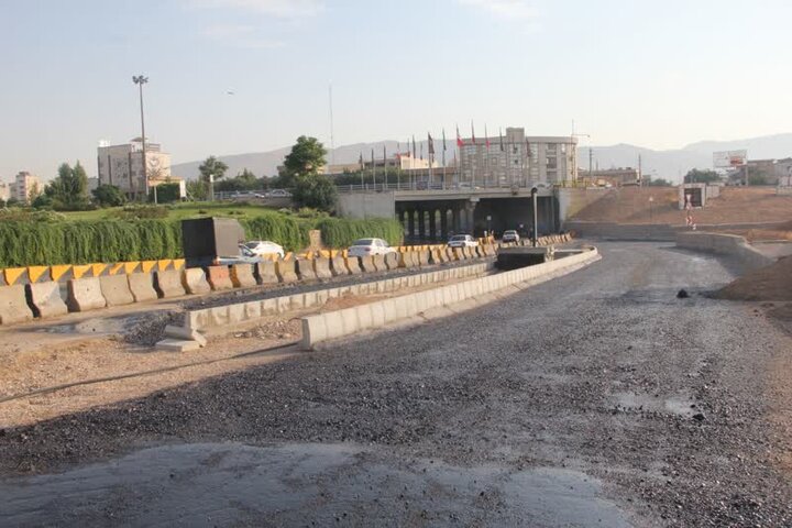 اجرای طرح‌های نوین ترافیکی در جنوب شیراز/ میدان قهرمانان و محور امیرکبیر نفس می‌کشند