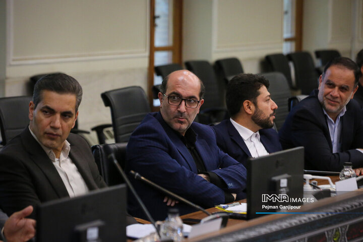 اولین نشست شورای فضای مجازی استان اصفهان