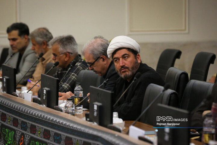 اولین نشست شورای فضای مجازی استان اصفهان