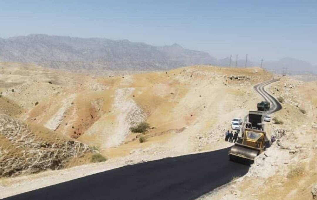 انجام عملیات بهسازی و آسفالت در ۱۲ روستای شهرستان لنده