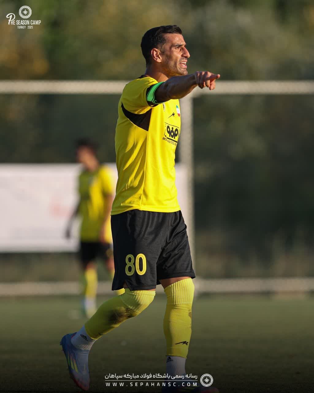 کاپیتان سپاهان برای فصل آینده مشخص شد/ کریمی زیر سایه حاجصفی + عکس