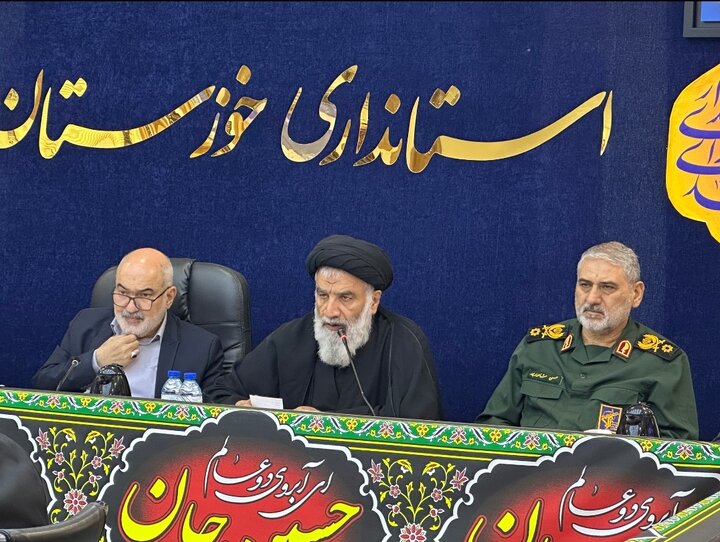 مردم باید میدان‌دار خدمات اربعین باشند