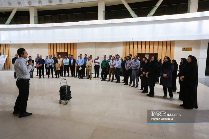 بازدید روسای ادارات و کارشناسان برنامه‌ریزی مناطق شهرداری از پروژه‌های شاخص اصفهان