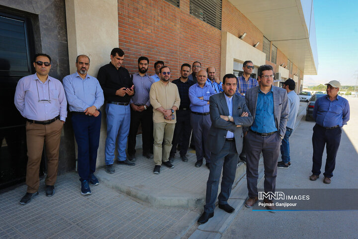 بازدید روسای ادارات و کارشناسان برنامه‌ریزی مناطق شهرداری از پروژه‌های شاخص اصفهان