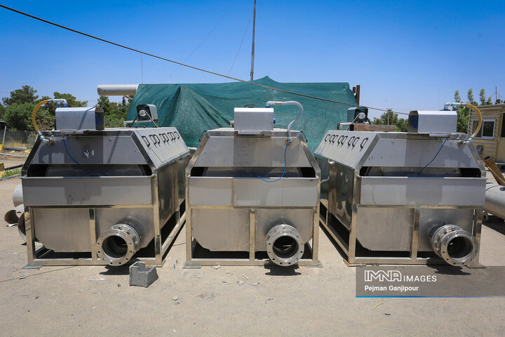 بازدید روسای ادارات و کارشناسان برنامه‌ریزی مناطق شهرداری از پروژه‌های شاخص اصفهان