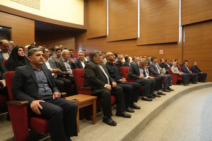 ارتباط مستقیم با مردم، راه‌حل توسعه و رفع مشکلات بخش‌هاست