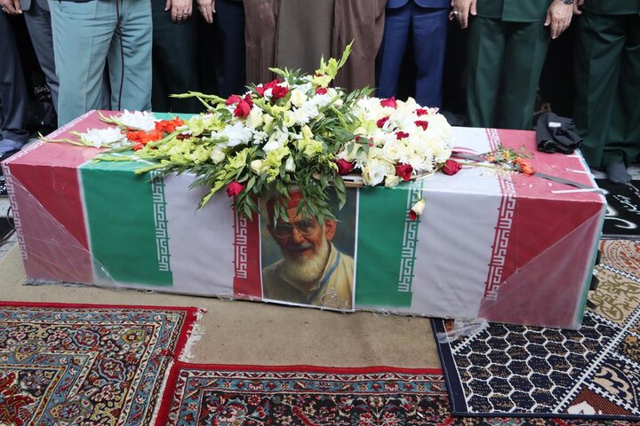 پیکر رزمنده برجسته گیلانی دفاع مقدس در رشت تشییع شد