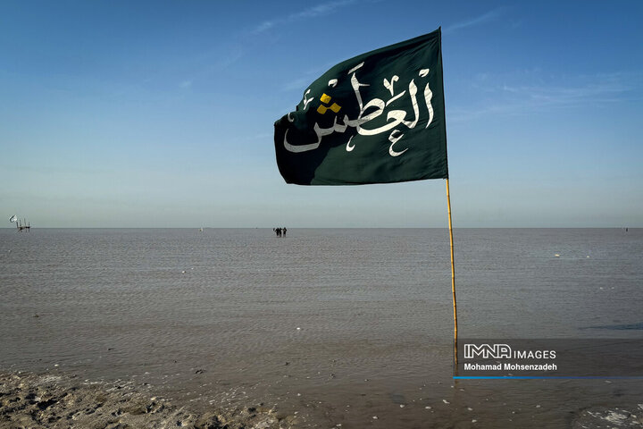 پیاده روی زائران اربعین از مسیر «رأس‌البیشه» عراق
