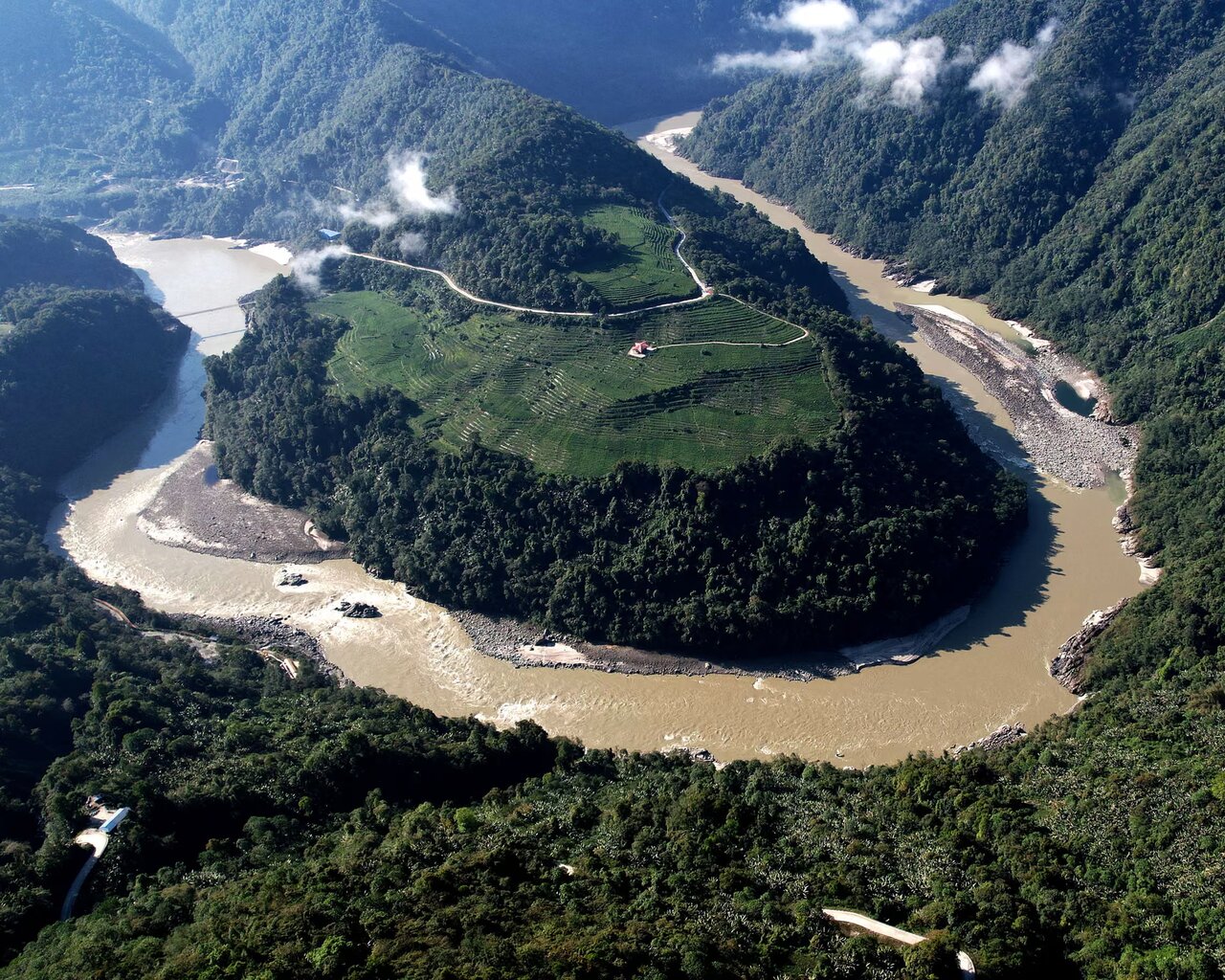 بزرگترین نیروگاه آبی جهان کجا ساخته می‌شود؟